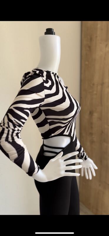 Tulumlar: Kombinezonlar. Elaqe wp -da lalafo.az — 4 Tulumlar: Kombinezonlar. Elaqe wp — 4