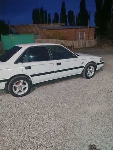 садовый измелчитель: Mazda 626: 1989 г., 2 л, Механика, Бензин, Седан
