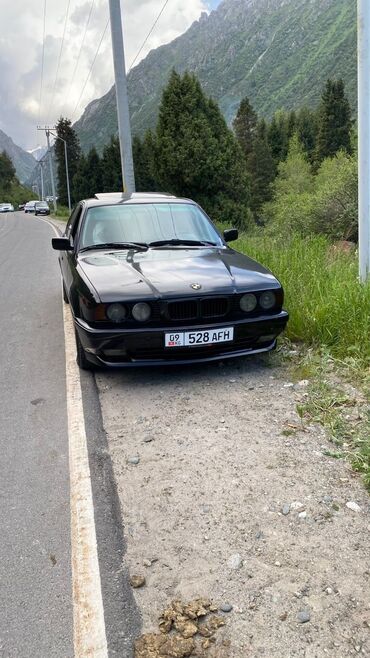 бмв x4: BMW 5 series: 1990 г., 2.5 л, Механика, Бензин, Седан