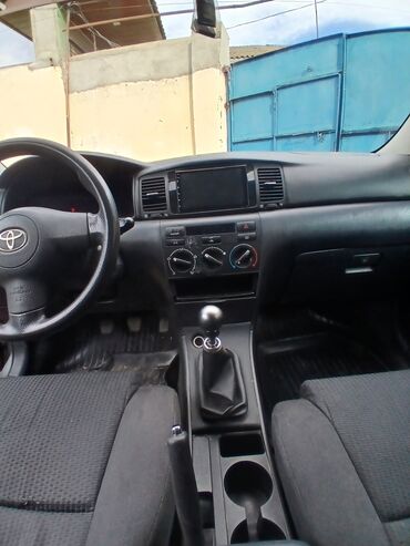 Toyota: Toyota Corolla: 1.6 l | 2004 il Hetçbek — 4