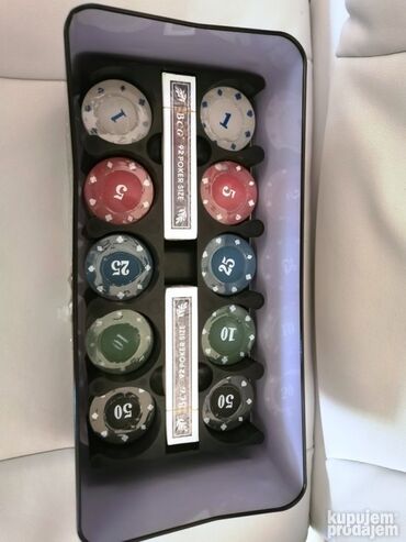 Društvene igre: Texas Hold em poker 200 cipova Teksas poker SET Dobijate zeleno na lalafo.rs — 11 Društvene igre: Texas Hold em poker 200 cipova Teksas poker SET Dobijate zeleno — 11