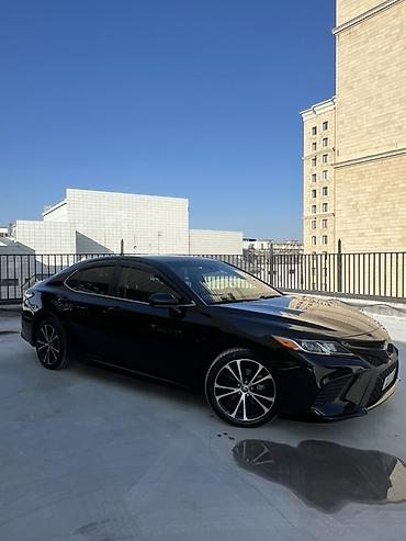 Toyota: Toyota Camry: 2020 г., 2.5 л, Автомат, Бензин, Седан — 6