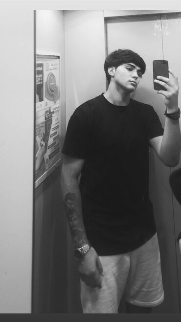 sumqayit is elanları 2023: Model işi axdarıram xeyli təcrübəm var bu sahədə bir çox markayla