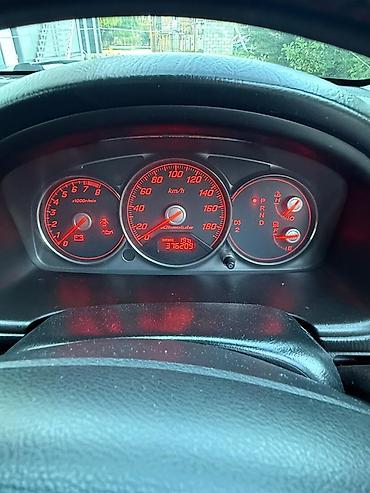 a8 d2: Honda Stream: 2004 г., 1.7 л, Автомат, Бензин, Универсал — 9