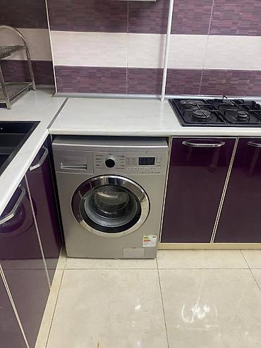 Uzunmüddətli kirayə mənzillər: Bakıxanov - RAZİN stansiyaya yaxın. Yeni tikili Akkordun binaları. 20 — 4