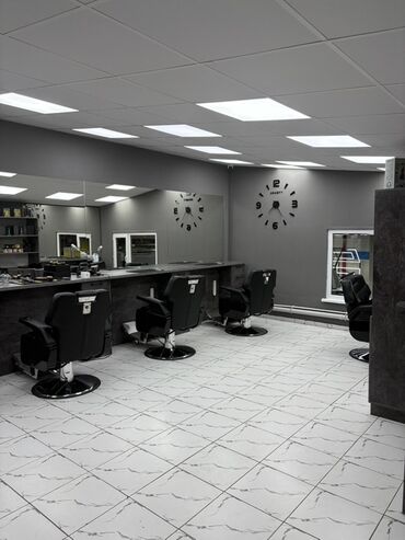 кичи бизнес: Сдаю в аренду барбершоп 💈 📍Бишкек, мкр 3 Полностью оборудованный
