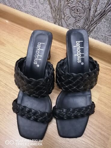 Basanoşka və səndəllər: Ölçü: 40, İşlənmiş — 10