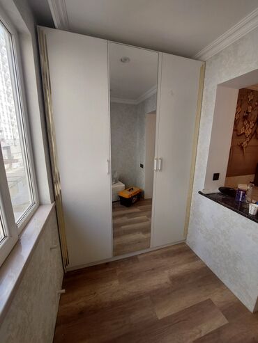 Sifarişlə dolablar: Düz dolab, Yataq otağı üçün, Paltar üçün, Açılan, Korpuslu — 6