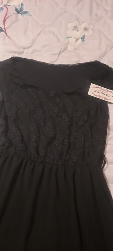 crna haljina sa dugim rukavima: L (EU 40), bоја - Crna, Večernji, maturski, Kratkih rukava