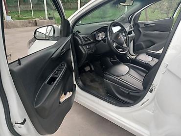 Chevrolet: Chevrolet Spark: 2022 г., 0.1 л, Автомат, Бензин, Хэтчбэк — 21