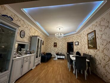 8 ci mikrorayon satilan evler: 2 otaqlı, Yeni tikili, 85 kv. m