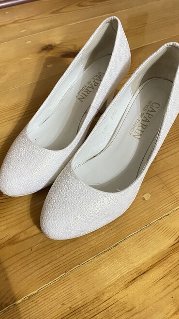 туфли женские белые: Туфли 35.5, цвет - Белый