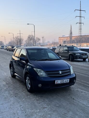 Toyota: Toyota ist: 2002 г., 1.5 л, Автомат, Бензин