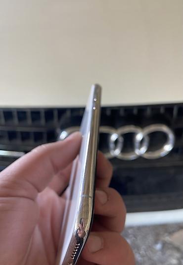 Apple iPhone: IPhone X, 256 GB, Ağ, Face ID — 3