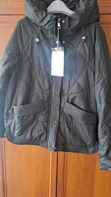 где можно продать старые вещи в бишкеке: Пуховик, Короткая модель, XL