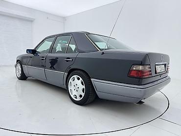 bud e9: Mercedes-Benz W124: 1993 г., 3.2 л, Автомат, Бензин, Седан — 4