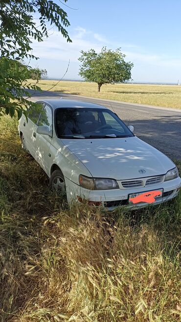 Toyota: Toyota Carina E: 1995 г., 1.8 л, Механика, Бензин, Хэтчбэк