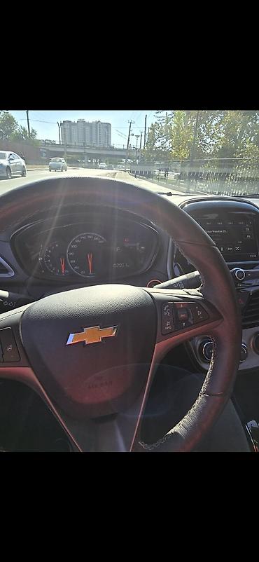 Chevrolet: Chevrolet Spark: 2020 г., 1 л, Вариатор, Бензин, Хэтчбэк — 4