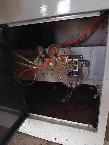 baklar və cənlər: Metall kəsmə üçün sənaye tipli diskli mişar (soyuq mişar) Yenidir — 3
