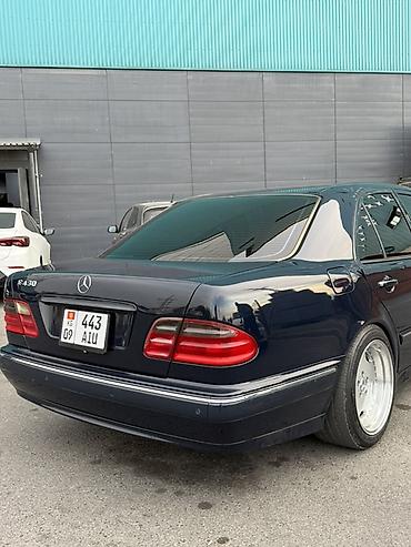 Продажа авто: Mercedes-Benz E-Class: 2001 г., 4.3 л, Автомат, Бензин, Седан — 4