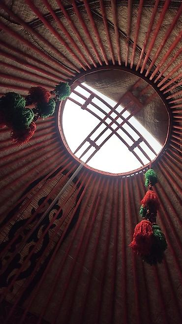пала: Кыргыз боз үй сатылат 75 баш, жасалгасы менен. Туристтерди тосконго — 7