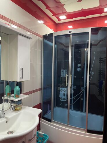 Köhnə tikili: Bakı, 9-cu mikrorayon, 3 otaqlı, Köhnə tikili, m. Memar Əcəmi, 127 kv. m — 3