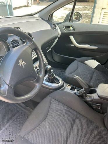 Transport: Peugeot 308: 1.4 l | 2008 year | 198000 km. Hatchback