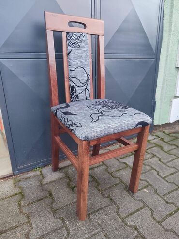 Stolice: Nove stolice iz proizvodnje

 po komadu — 18