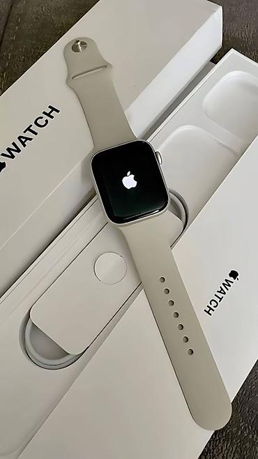 Apple Watch: Apple Watch SE с алюминиевым корпусом 44мм Цвет:серый Акб:82% хватает — 1