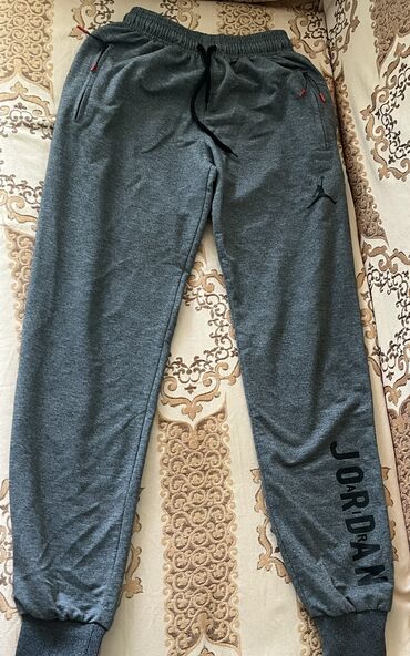 футболки аниме бишкек: Мужской спортивный костюм, S (EU 36), Jordan, Б/у, Самовывоз