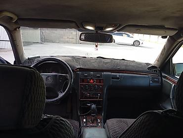 битую машину: Mercedes-Benz C-Class: 2001 г., 2.2 л, Автомат, Дизель, Седан — 9