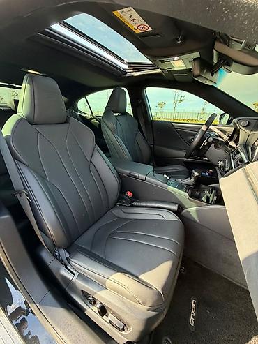 Lexus: Lexus ES: 2021 г., Вариатор, Гибрид, Седан — 22