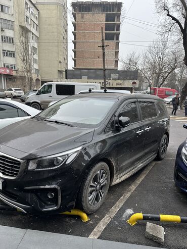 Kia: Kia Carnival: 2018 г., 2.2 л, Автомат, Дизель, Минивэн