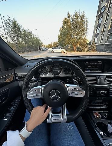212: Mercedes-Benz E-класс AMG: 2010 г., 5.5 л, Автомат, Бензин — 5