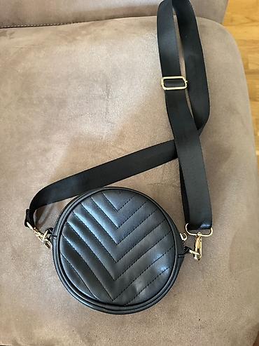 armani tasne: Crna okrugla torbica preko ramena Dimenzije 18x16cm - Materijal — 1