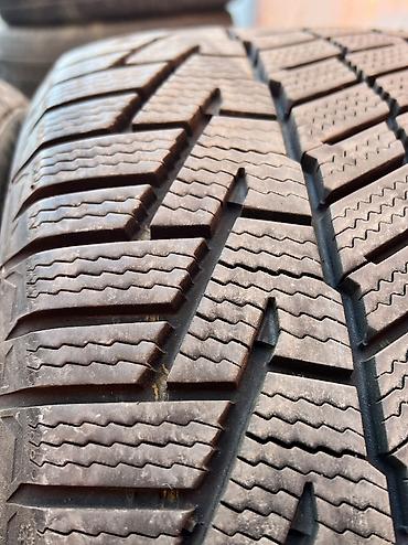 тайрот бу: Шины 225 / 50 / R 17, Зима, Б/у, Пара, Continental — 4
