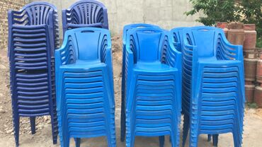 стулья на калесах: Отургучтар Майрамдар үчүн, Кафе, ресторандар үчүн, Колдонулган