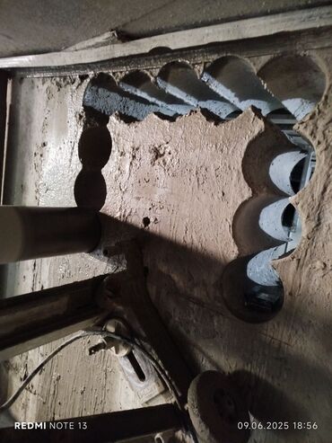 Beton işləri: #Betonkesme #betondeşmə Beton kubik kərpic - dən kəsim deşim — 26