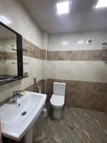 Uzunmüddətli kirayə mənzillər: Remontludur.boş evdir.kondisioneri varNərimanov rayonu funda hospital — 6