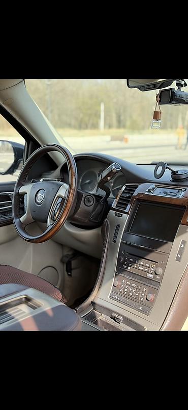 cadillac: Cadillac Escalade: 2010 г., 6.2 л, Автомат, Газ, Внедорожник — 5
