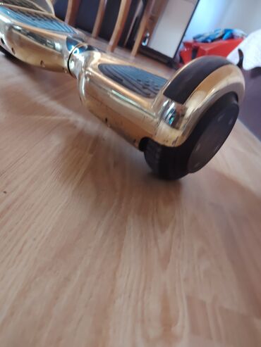 трюковой самокат в баку: Qızılı rəngli, iki təkərli hoverboard. Balanslaşdırma funksiyası ilə