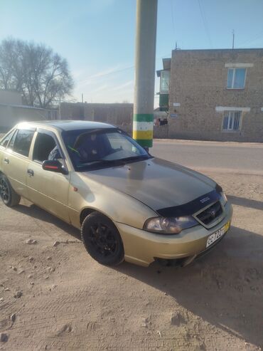 Daewoo: Daewoo Nexia: 2010 г., 1.5 л, Механика, Бензин, Седан