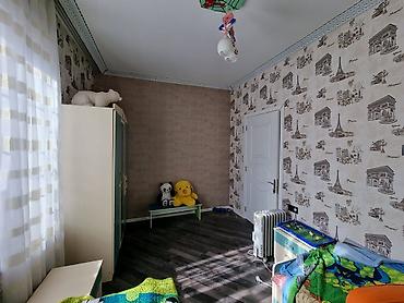 Daşınmaz əmlak: KİRAYƏ həyətli yaşayış evi (şəkillərdə göstərilən) Xüsusiyyətlər: - — 4