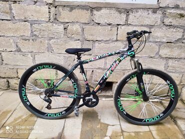 İdman velosipedləri: Yeni Dağ velosipedi Adidas, 26", sürətlərin sayı: 10, Ünvandan götürmə, Ödənişli çatdırılma — 2