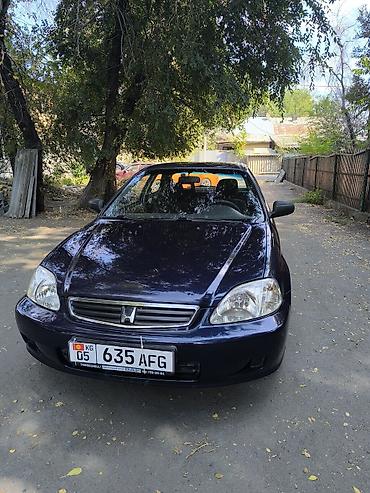 honda inside: Honda Civic: 1998 г., 1.4 л, Механика, Бензин, Хэтчбэк — 10