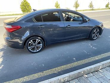 mercedes benz 208 d: Kia Forte: 2 l | 2015 il Sedan — 6