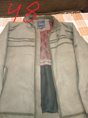 Куртки: (Мужские верхние вещи, разные модели и размеры: 500с за штуку бу есть — 4