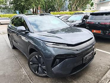 BYD Tang L: 2025 г., 2.5 л, Автомат, Гибрид, Внедорожник at lalafo.kg BYD Tang L: 2025 г., 2.5 л, Автомат, Гибрид, Внедорожник