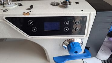 швейний цех: Швейная машина Полуавтомат