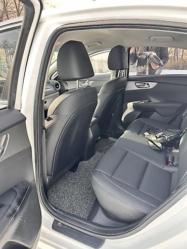 Kia: Kia K3: 2019 г., 1.6 л, Вариатор, Бензин, Седан — 9